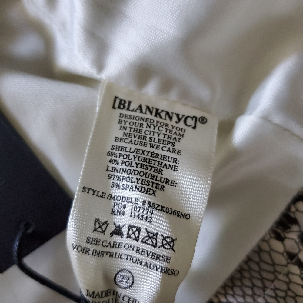 NWT Blank NYC Vegan Leather Snake Print Mini Skirt - Picture 5 of 7